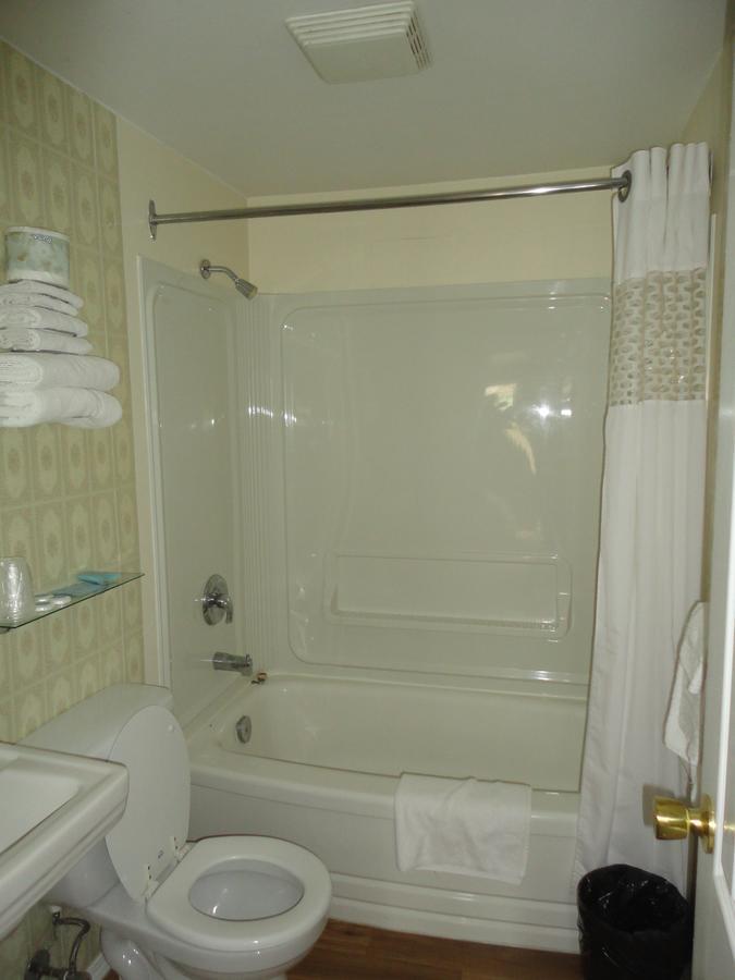 Sorrento Inn Motel Екстер'єр фото